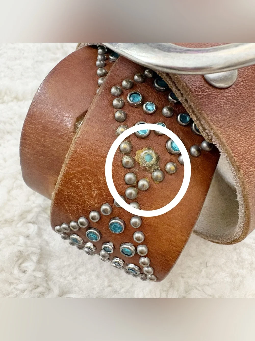 Vintage Y2K Abercrombie & Fitch Leather Studded Belt Small